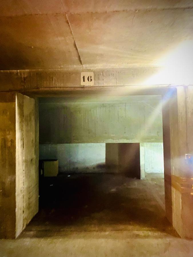Apartamento Au pied de la tour Eiffel Trocadéro París Exterior foto